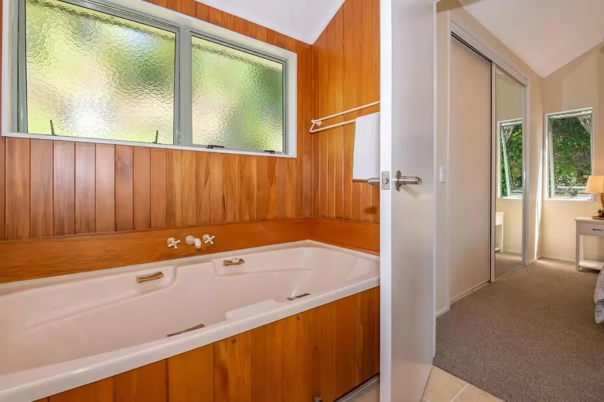 Kawaha Point Gem Villa Rotorua New Zealand